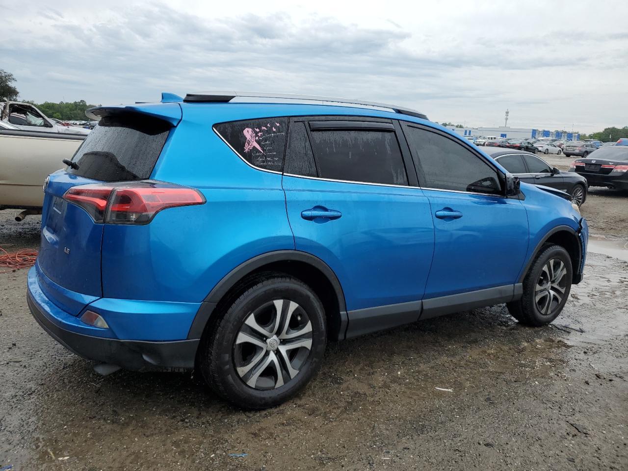2017 TOYOTA RAV4 LE - Image 3