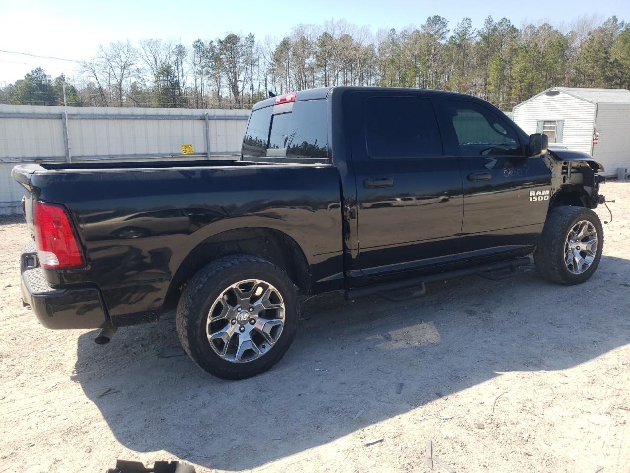 2015 RAM 1500 SLT - Image 3