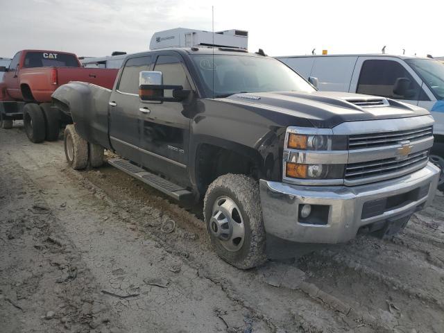 2017 Chevrolet Silverado K3500 Ltz - Фото 4
