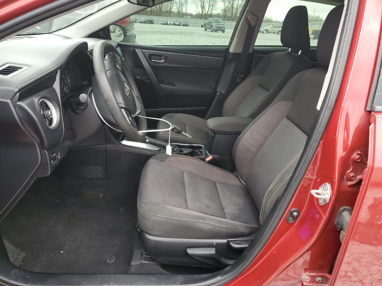2018 TOYOTA COROLLA L - Фото 7