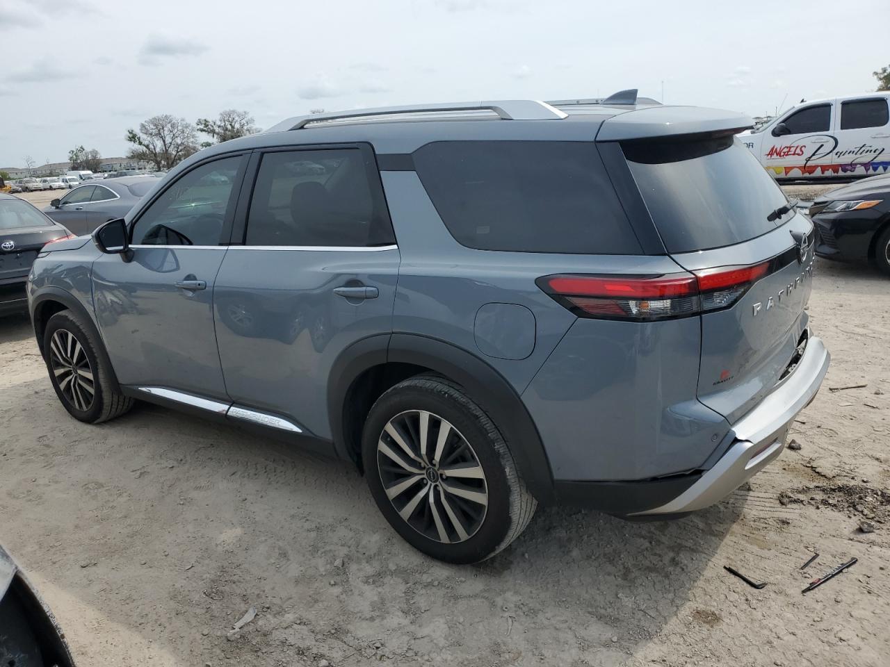2023 NISSAN PATHFINDER - Фото 2