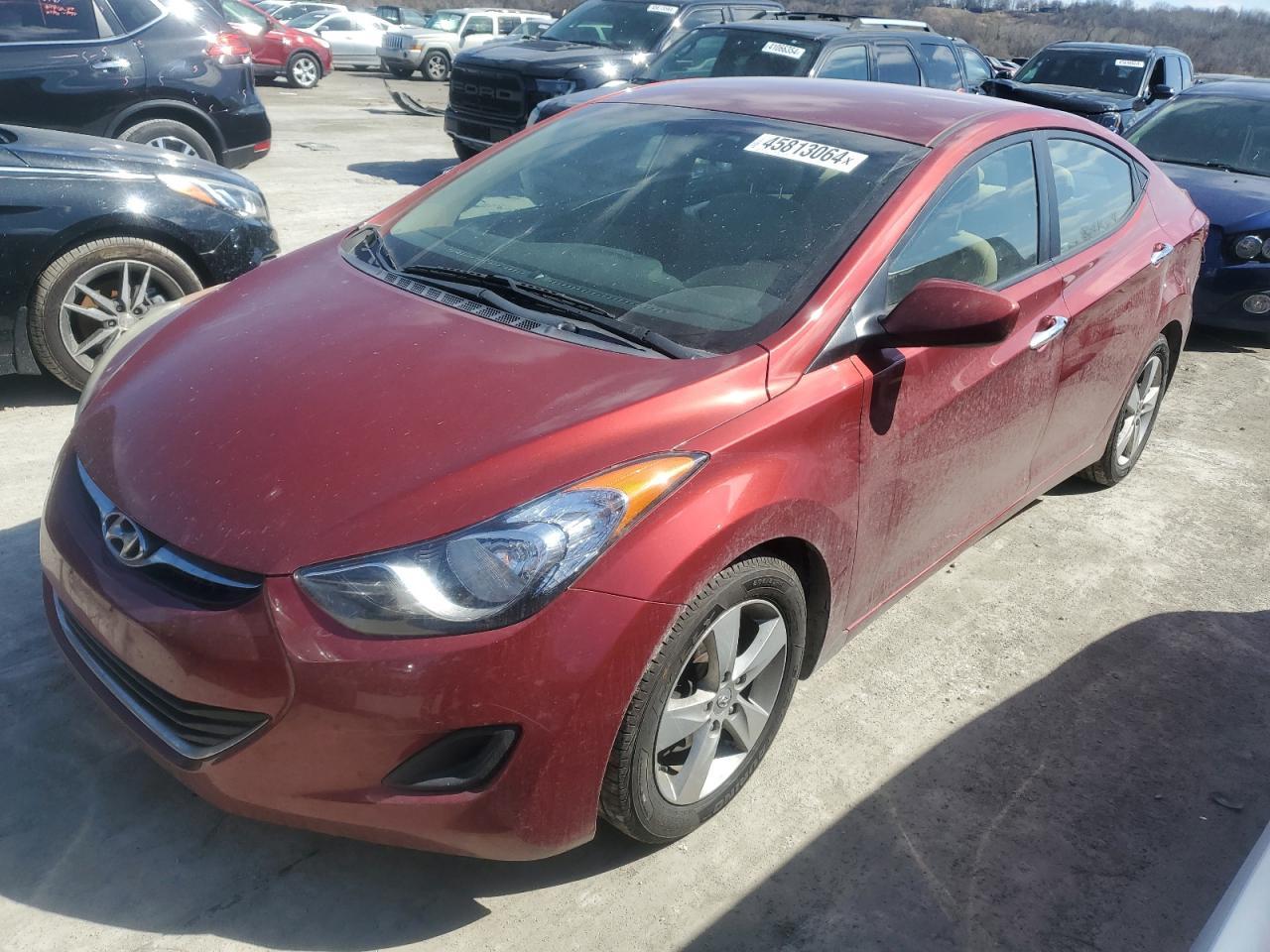2013 HYUNDAI ELANTRA GL