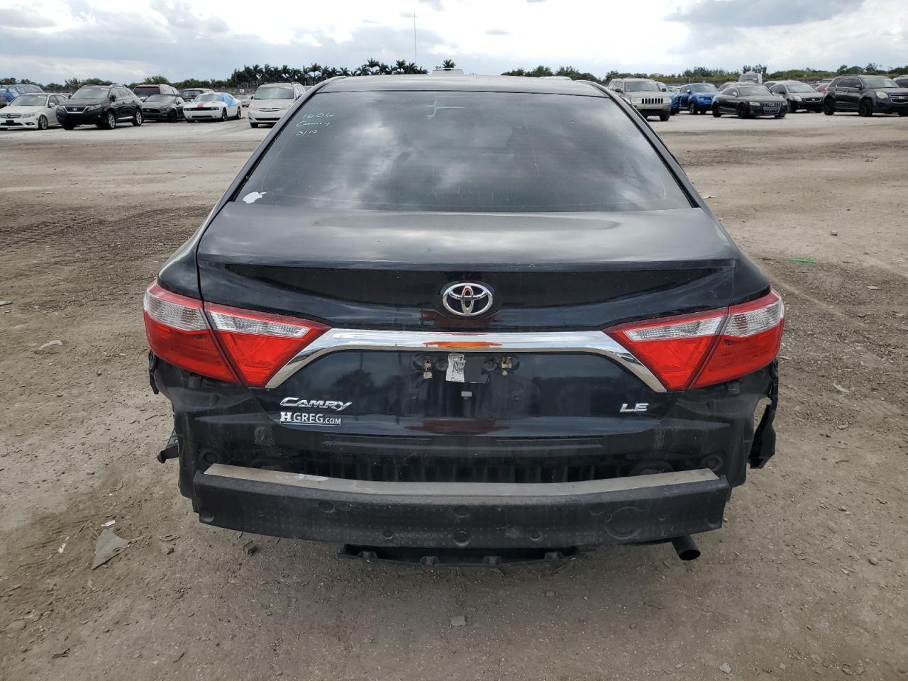 2015 TOYOTA CAMRY LE - Фото 6