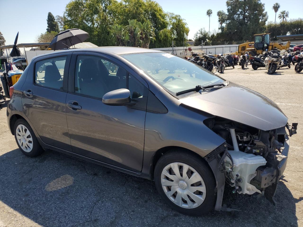 2016 TOYOTA YARIS L - Image 4