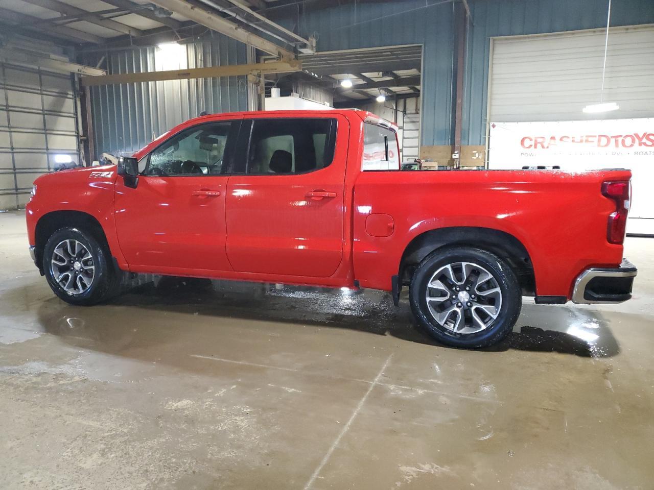 2021 CHEVROLET SILVERADO - Фото 2