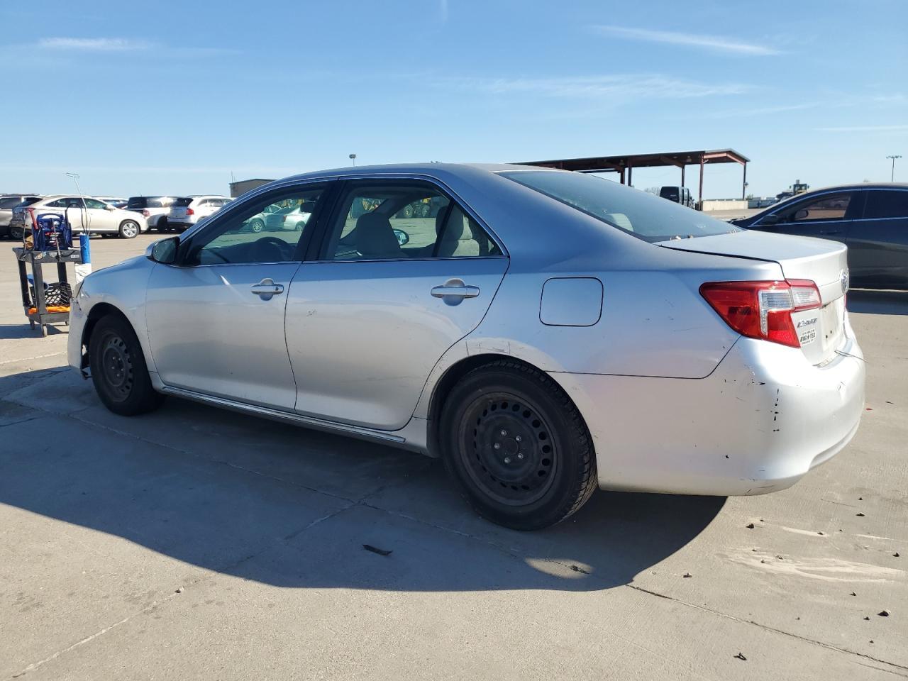 2012 TOYOTA CAMRY BASE - Фото 2