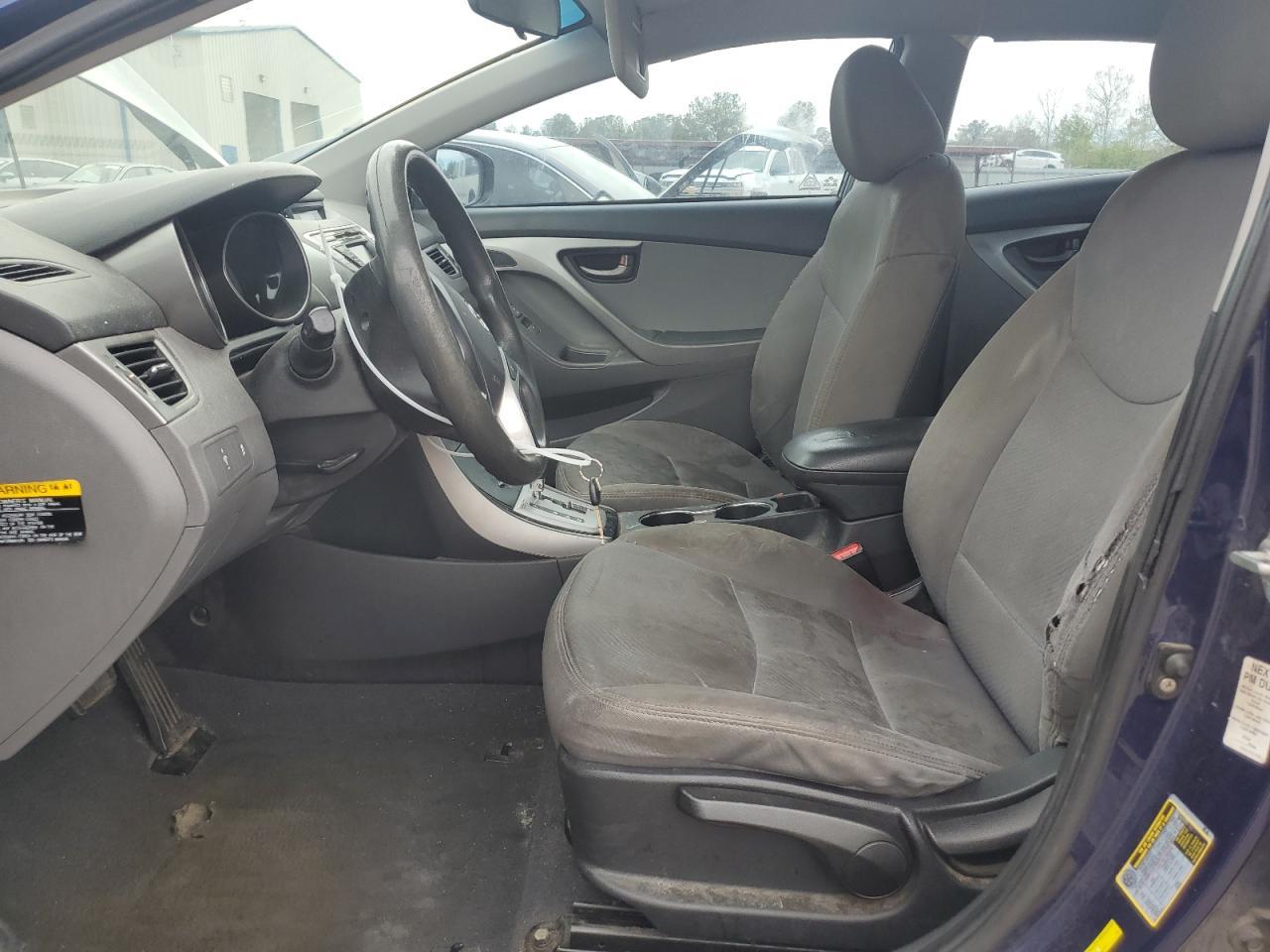 2011 HYUNDAI ELANTRA GL - Image 7