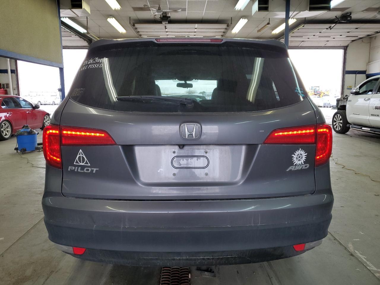 2017 HONDA PILOT EXL - Image 6