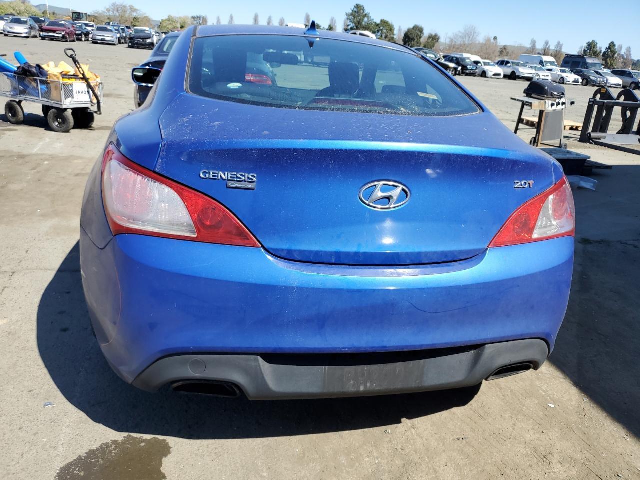 2011 HYUNDAI GENESIS CO - Image 6