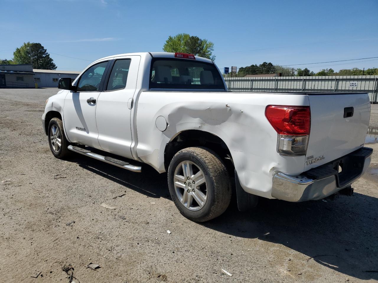 2011 TOYOTA TUNDRA DOU - Фото 2