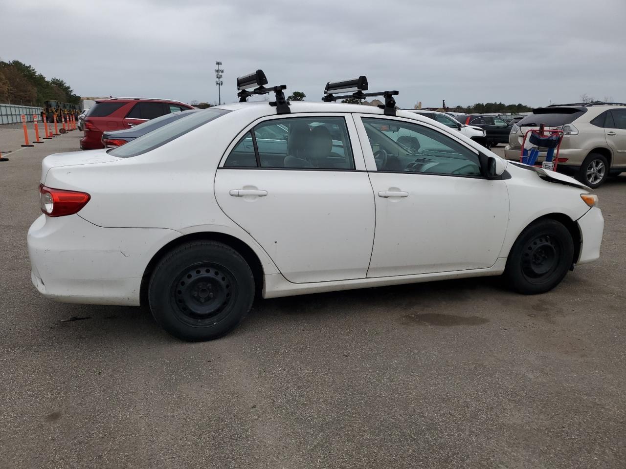 2013 TOYOTA COROLLA BA - Фото 3