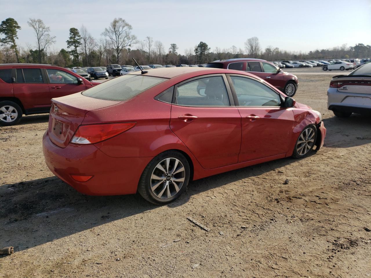 2017 HYUNDAI ACCENT SE - Фото 3