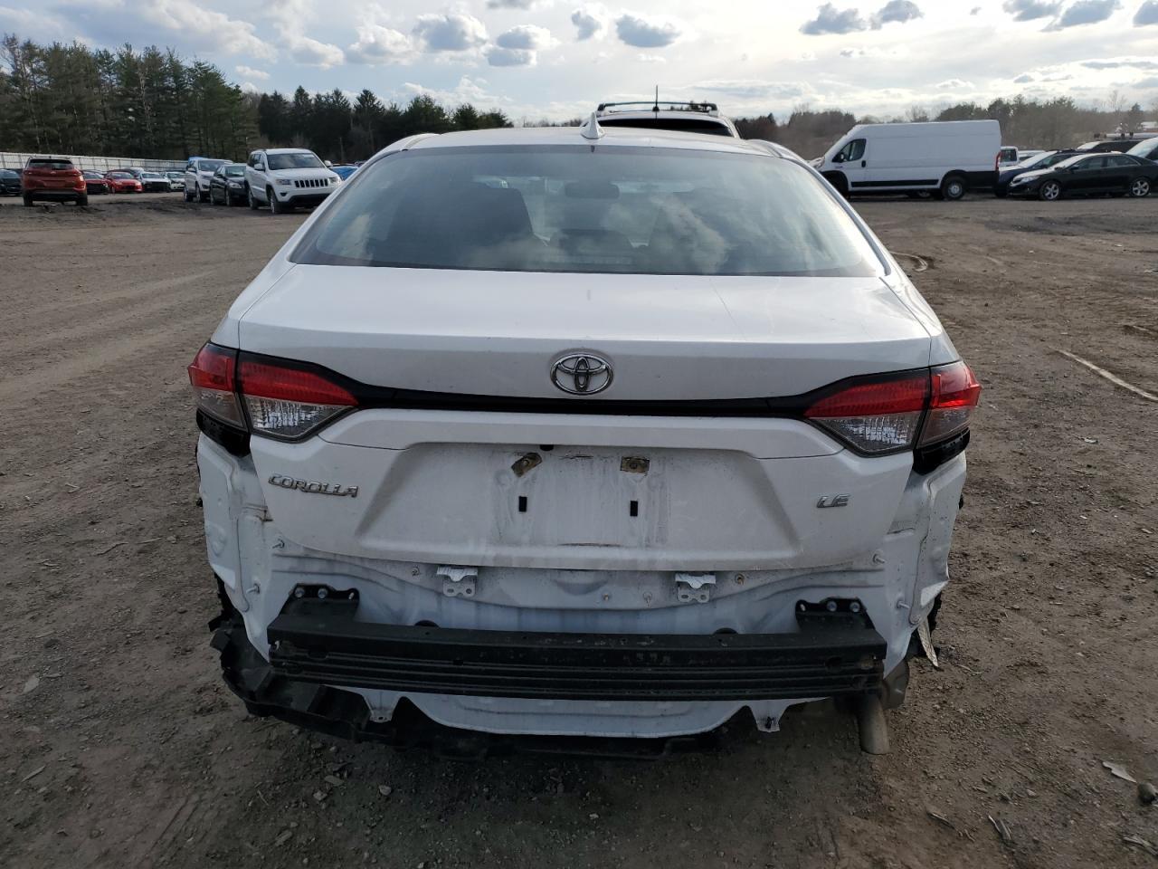 2020 TOYOTA COROLLA LE - Фото 6