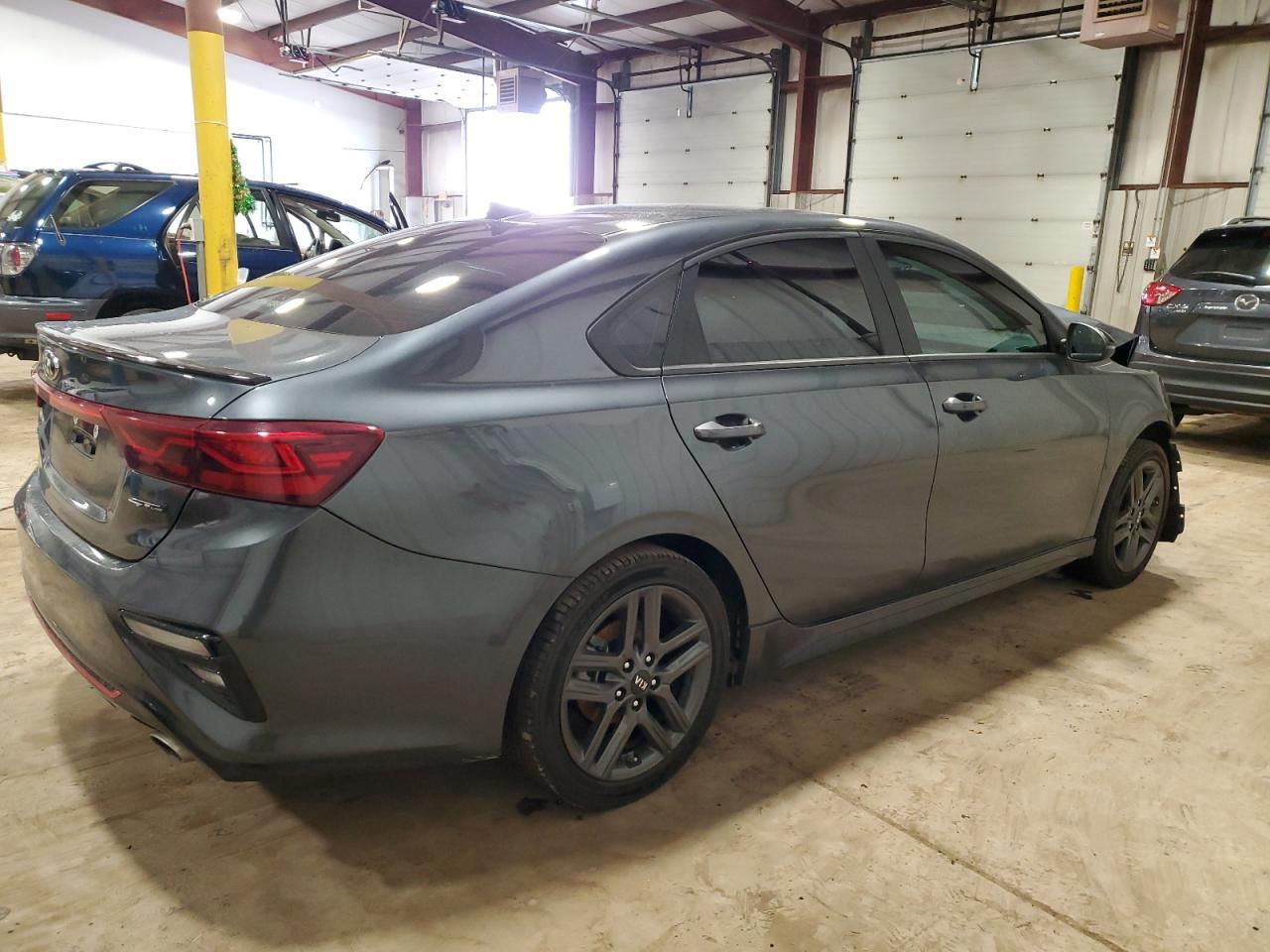 2021 KIA FORTE GT L - Фото 3