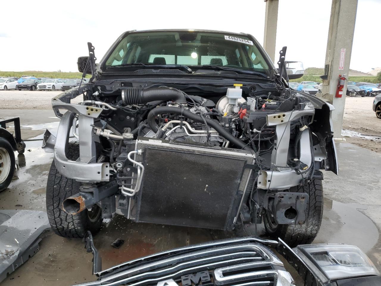 2019 RAM 1500 LARAM - Фото 5
