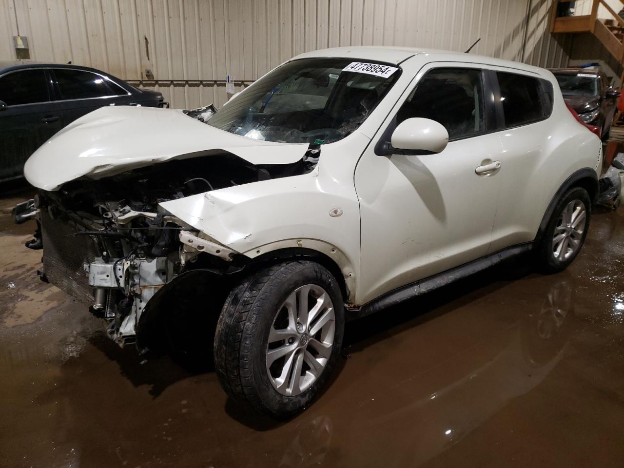 2011 NISSAN JUKE S