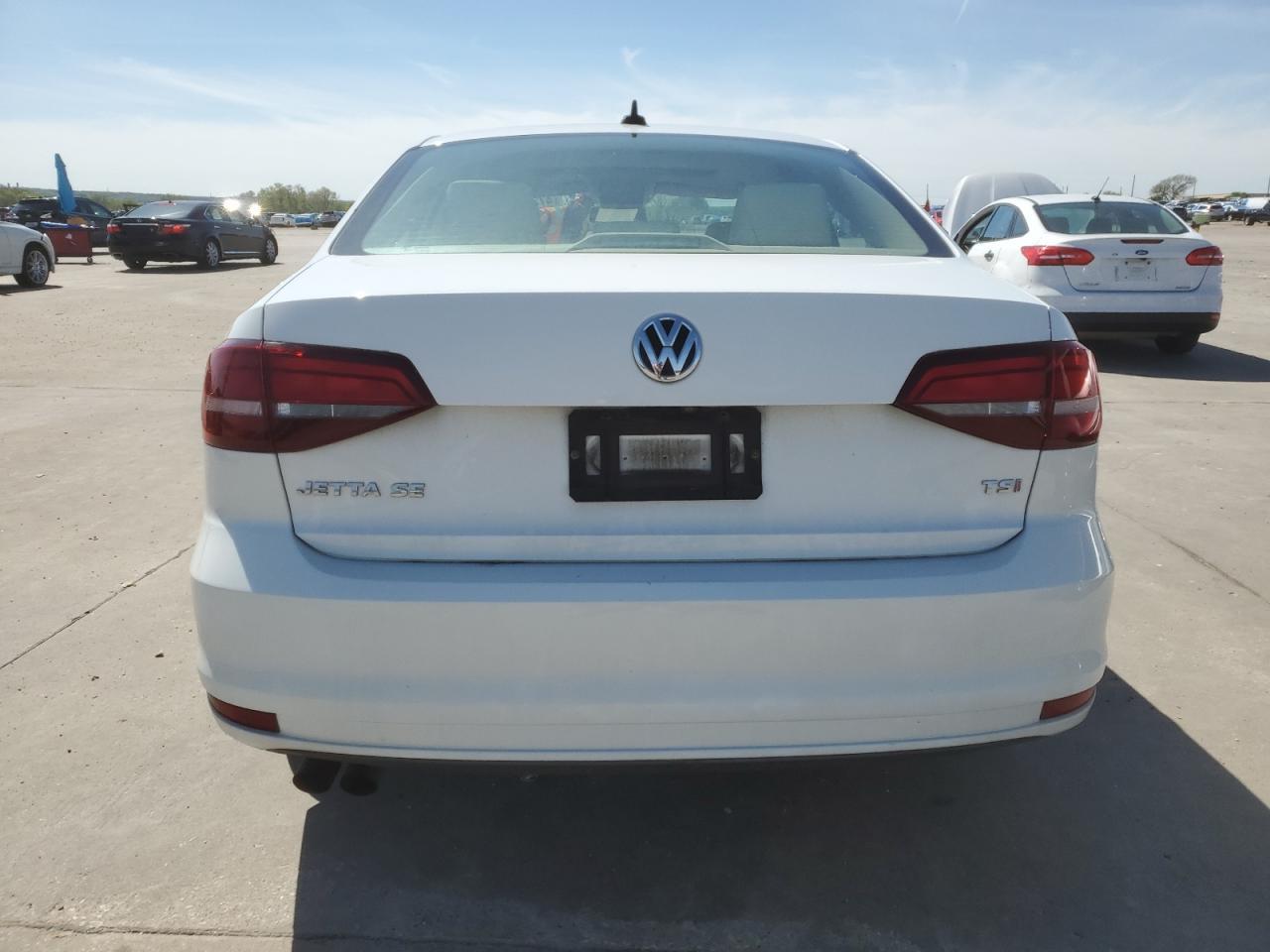 2016 VOLKSWAGEN JETTA SE - Image 6