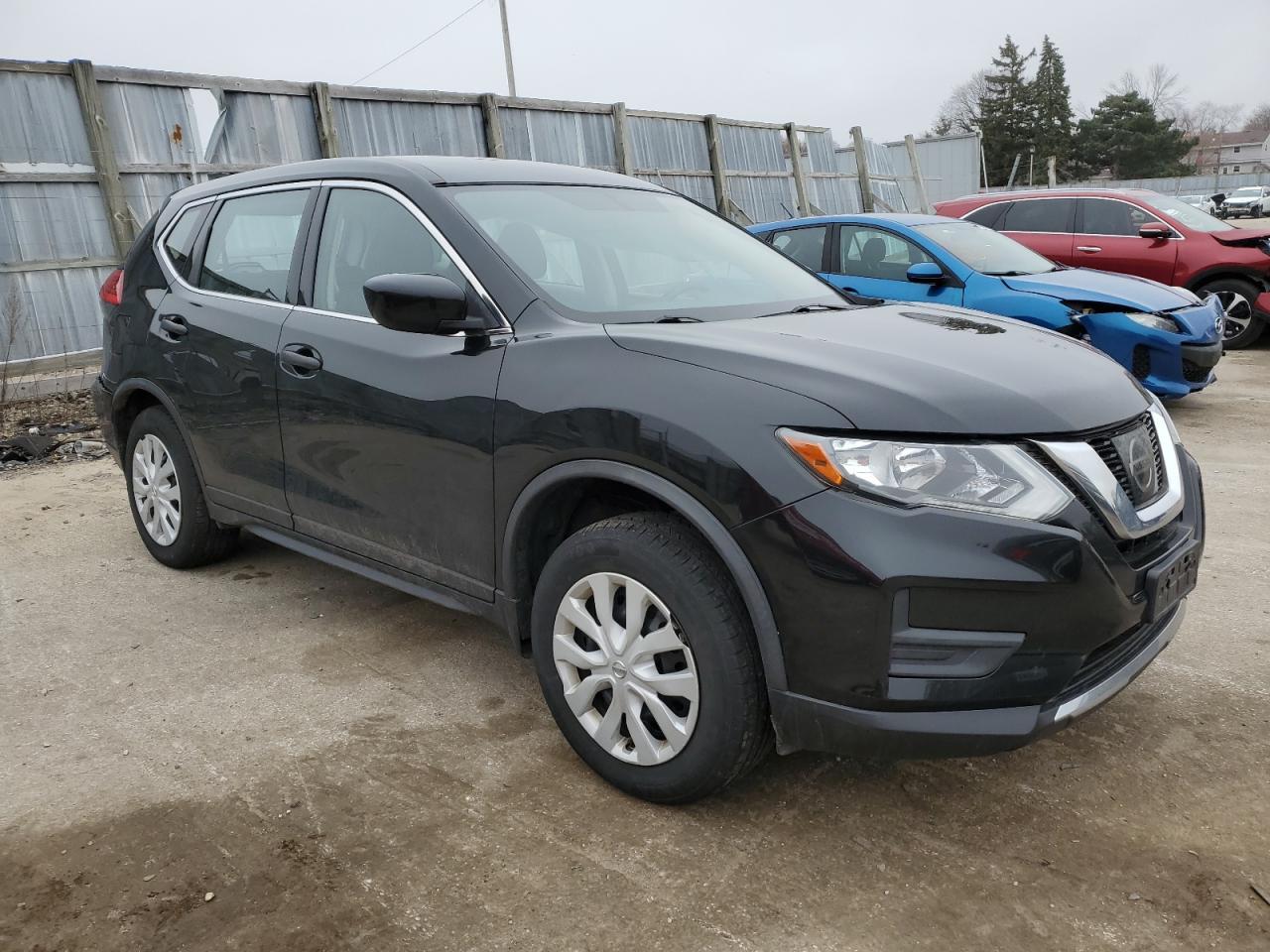2017 NISSAN ROGUE S - Image 4