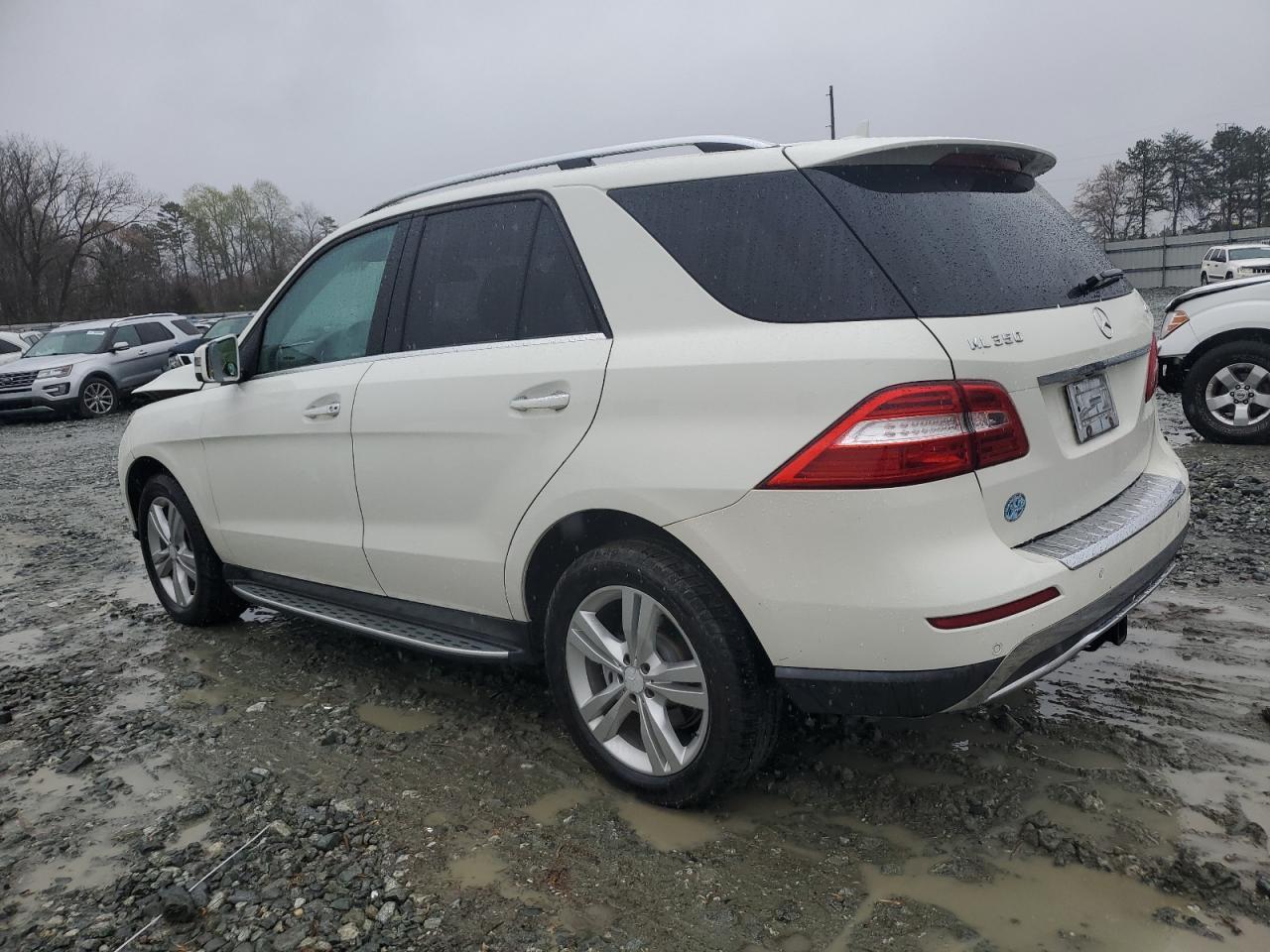 2013 MERCEDES-BENZ ML 350 4MA - Фото 2