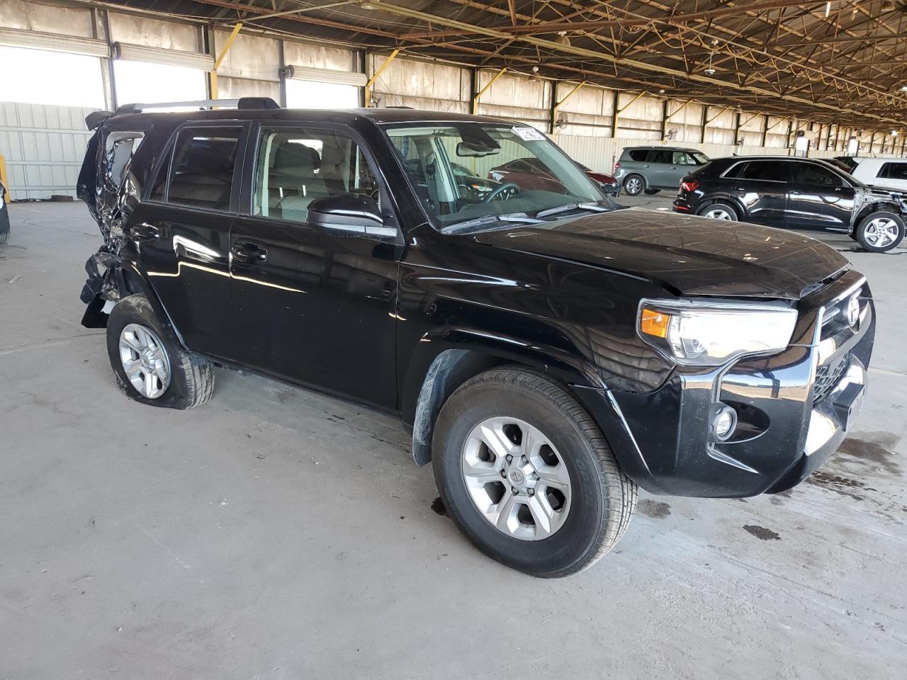 2022 TOYOTA 4RUNNER SR - Image 4