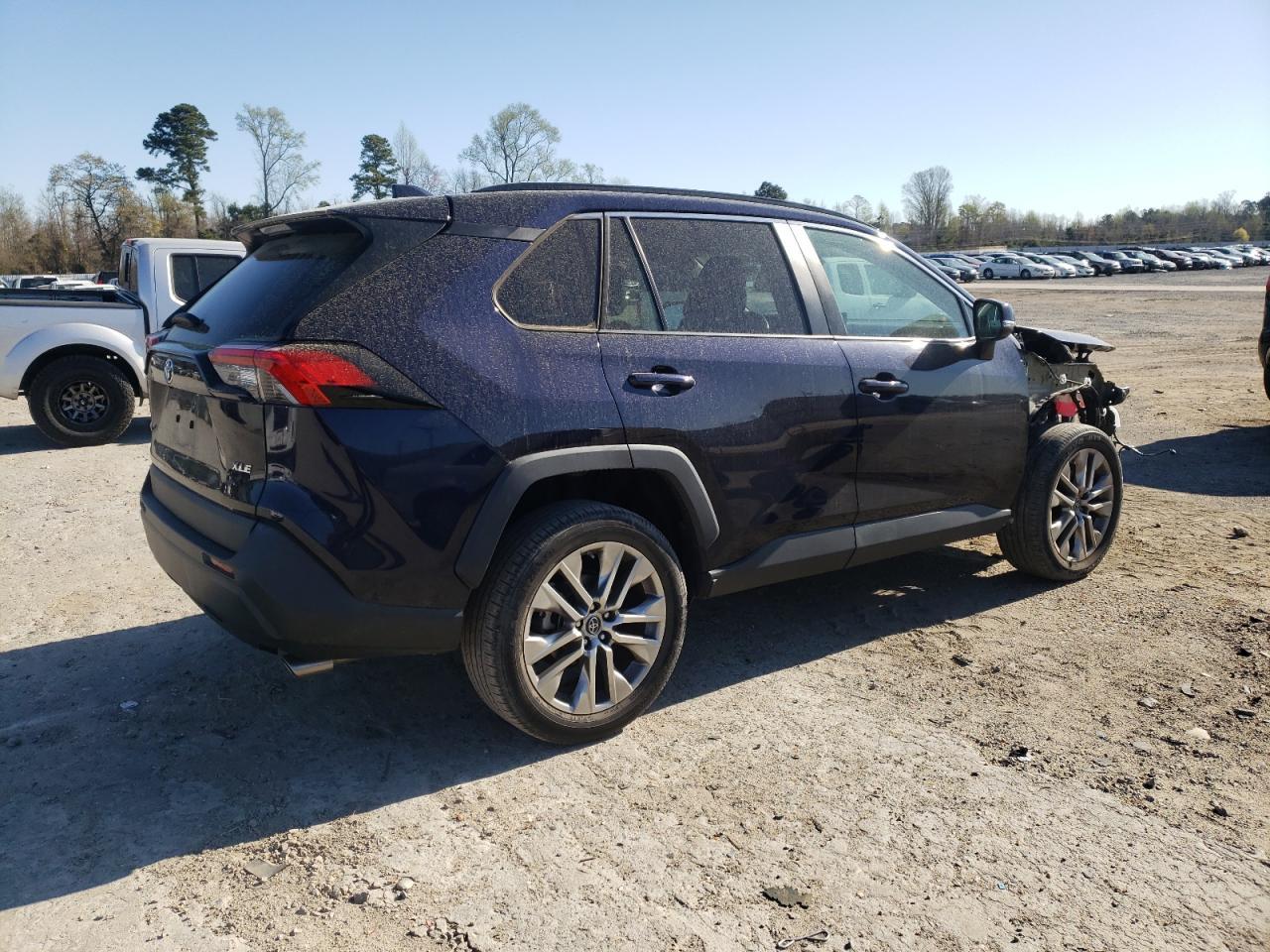 2019 TOYOTA RAV4 XLE P - Image 3