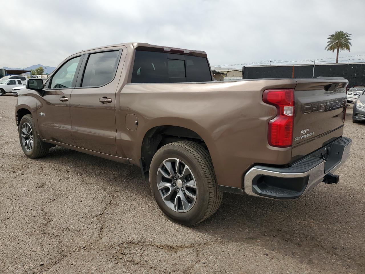 2019 CHEVROLET SILVERADO - Фото 2