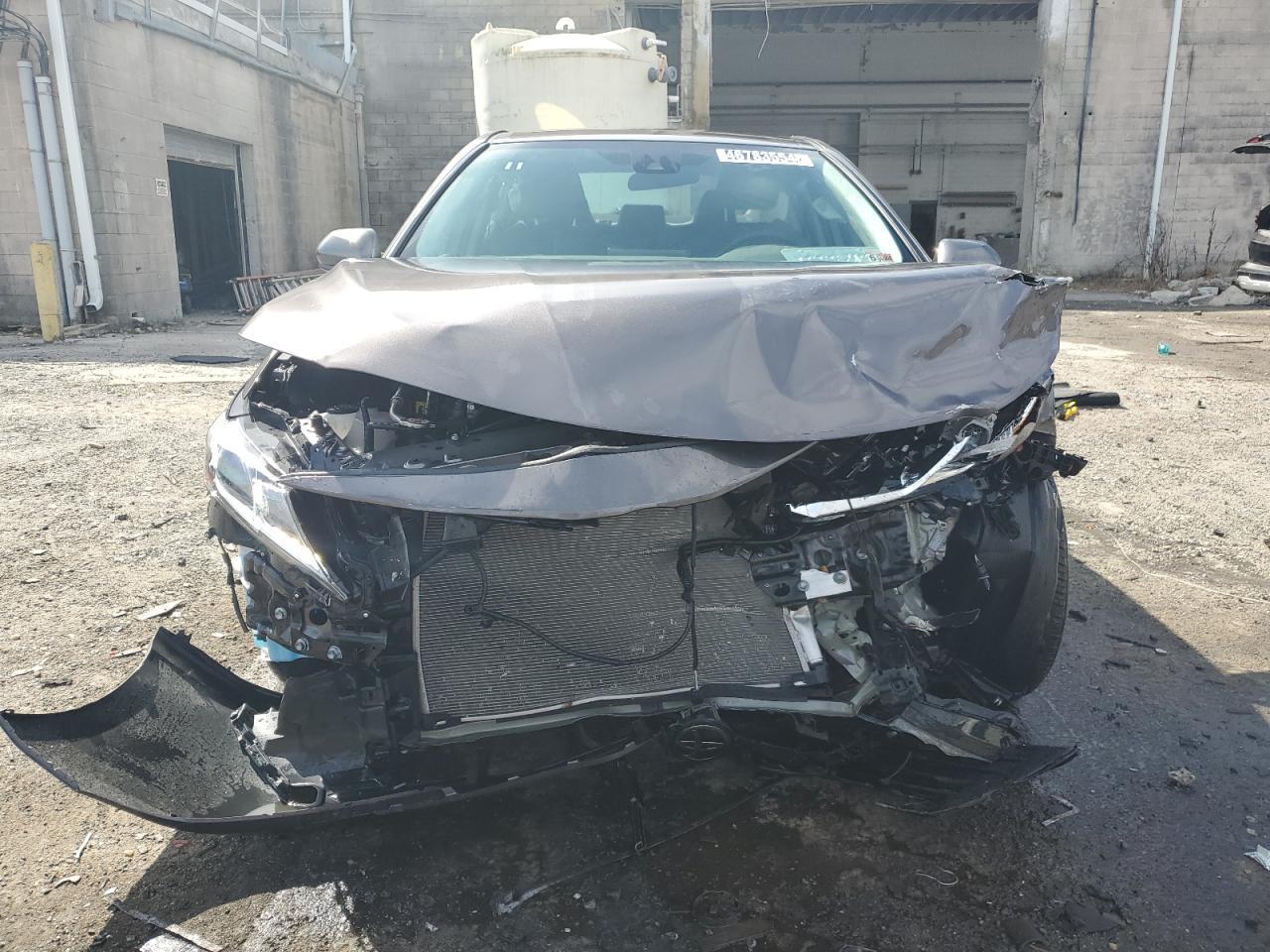 2023 TOYOTA CAMRY LE - Фото 5