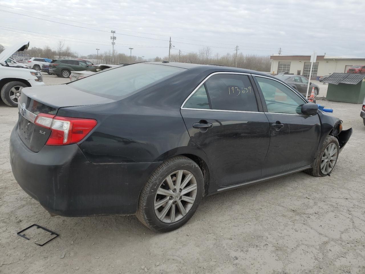 2012 TOYOTA CAMRY BASE - Фото 3