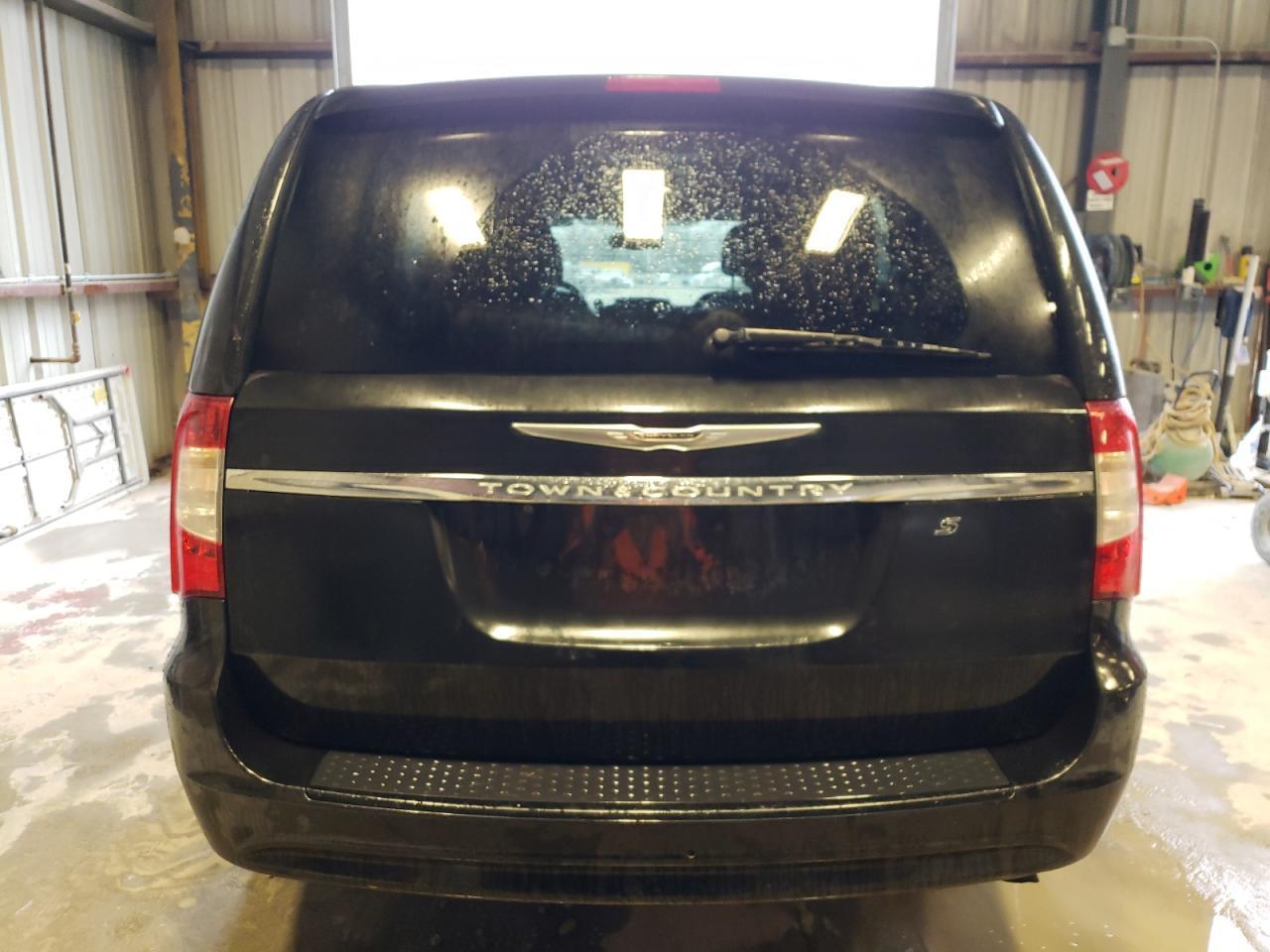 2014 CHRYSLER TOWN & COU - Фото 6