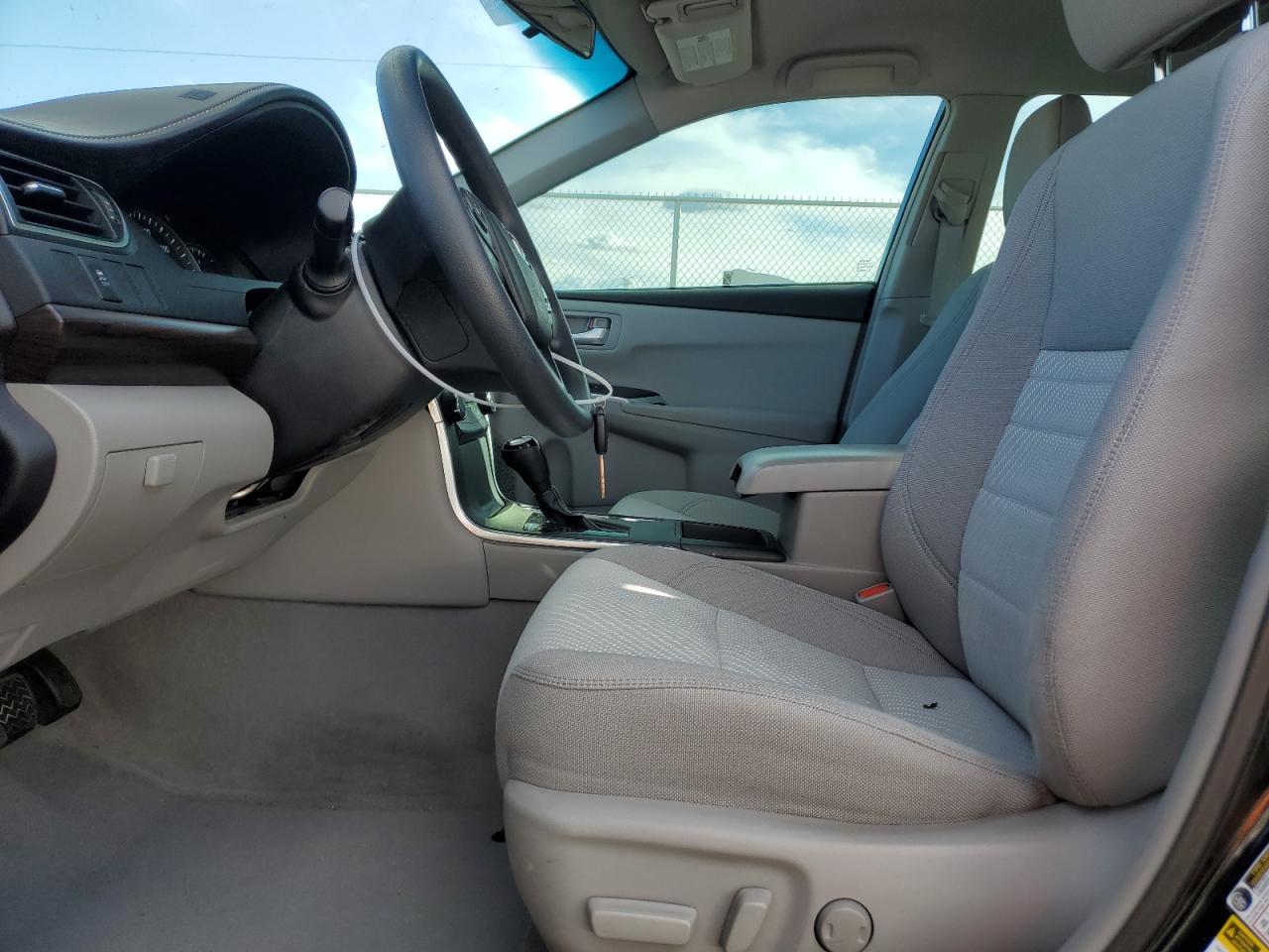 2015 TOYOTA CAMRY LE - Фото 7