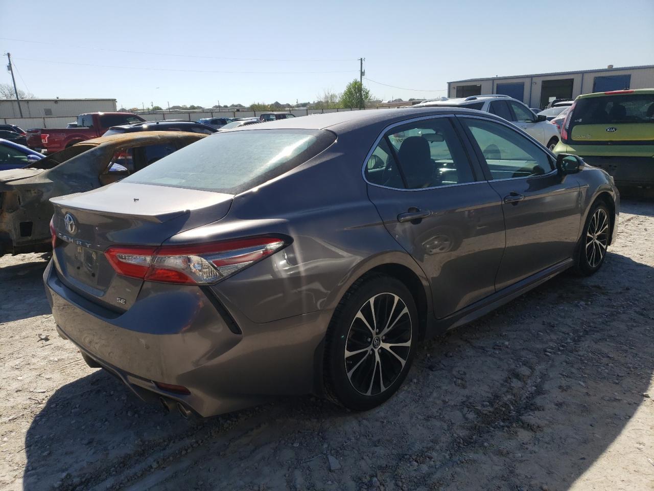 2018 TOYOTA CAMRY L - Image 3