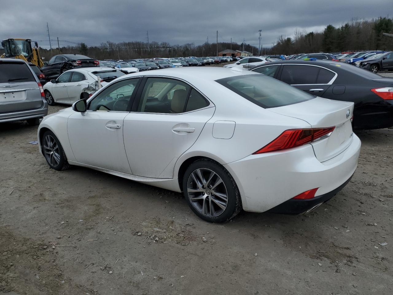 2018 LEXUS IS 300 - Image 2
