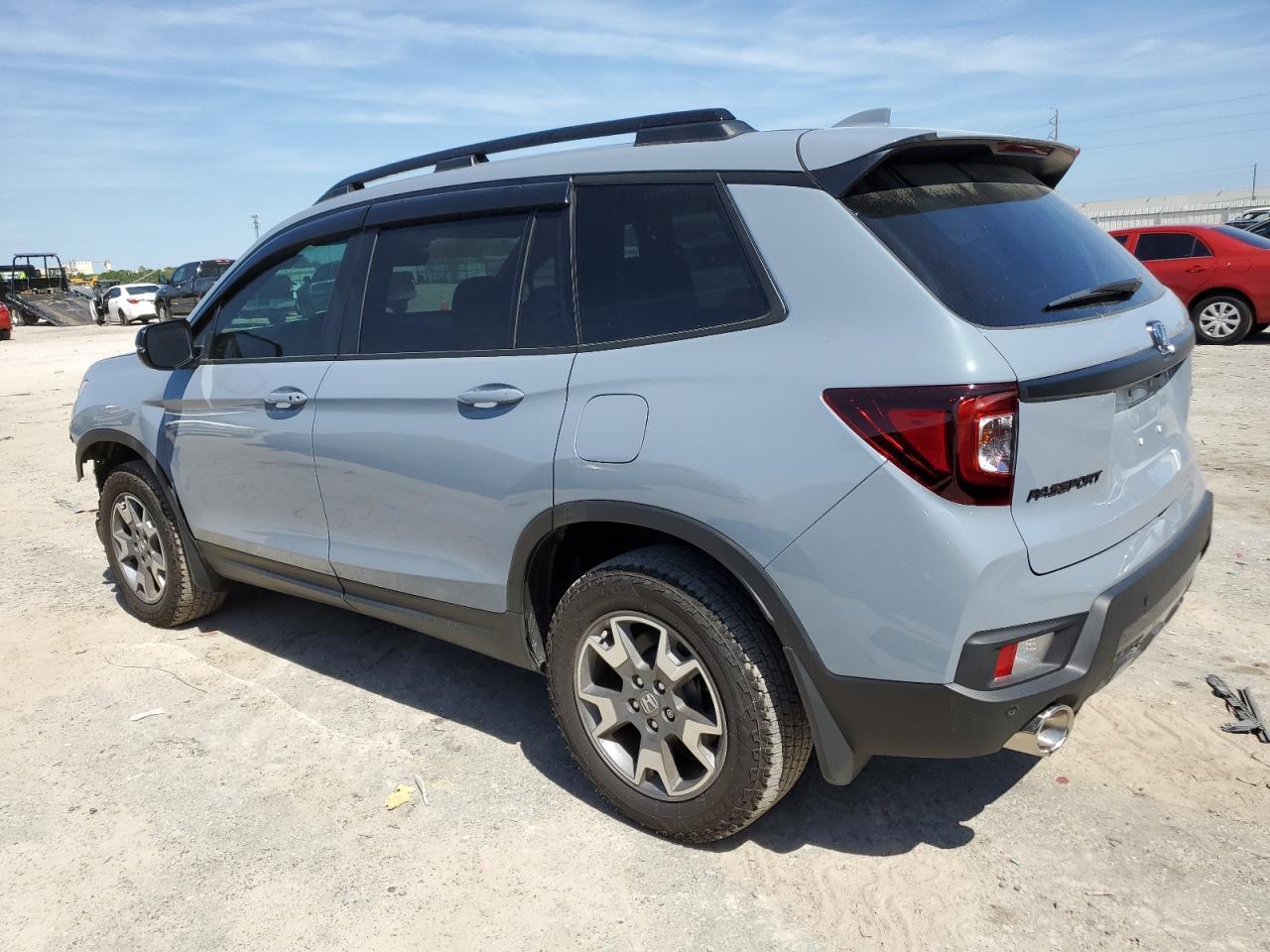 2023 HONDA PASSPORT T - Image 2