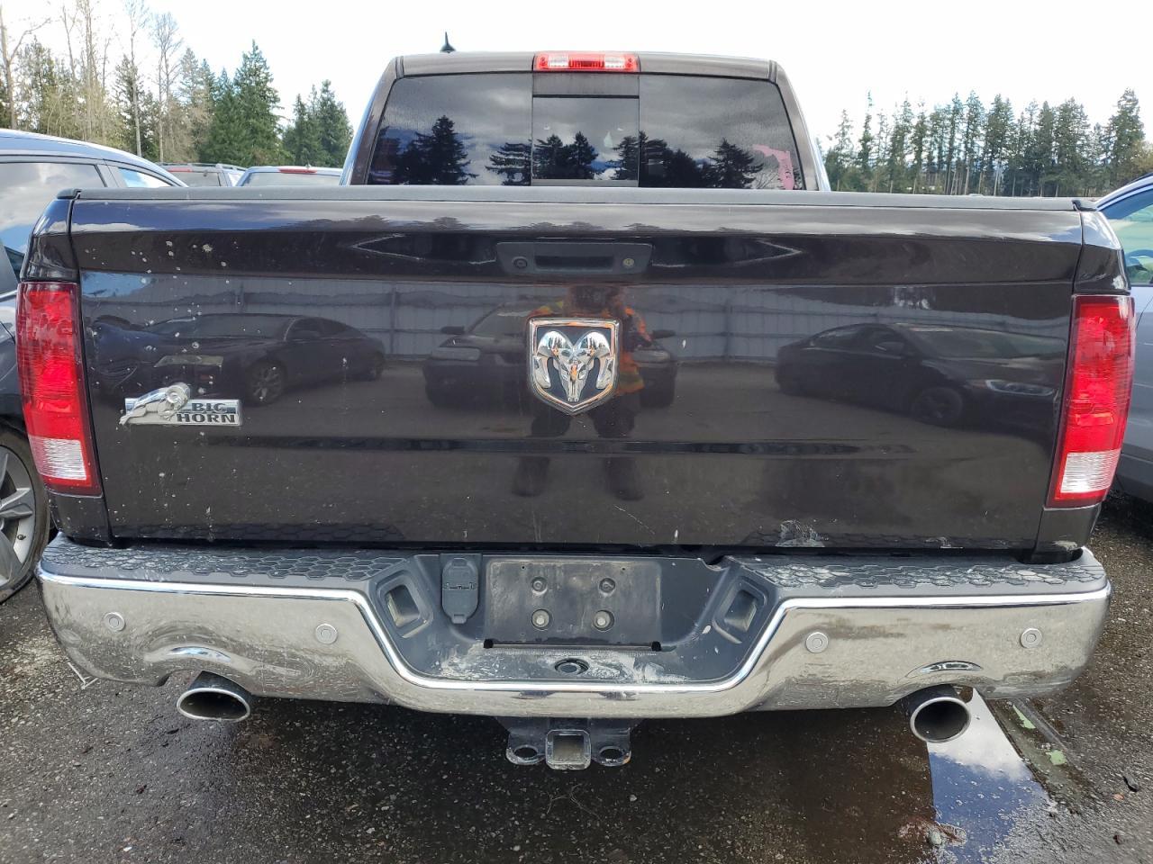 2017 RAM 1500 SLT - Image 6