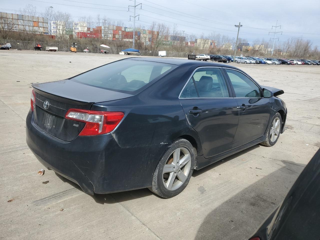 2014 TOYOTA CAMRY L - Image 3