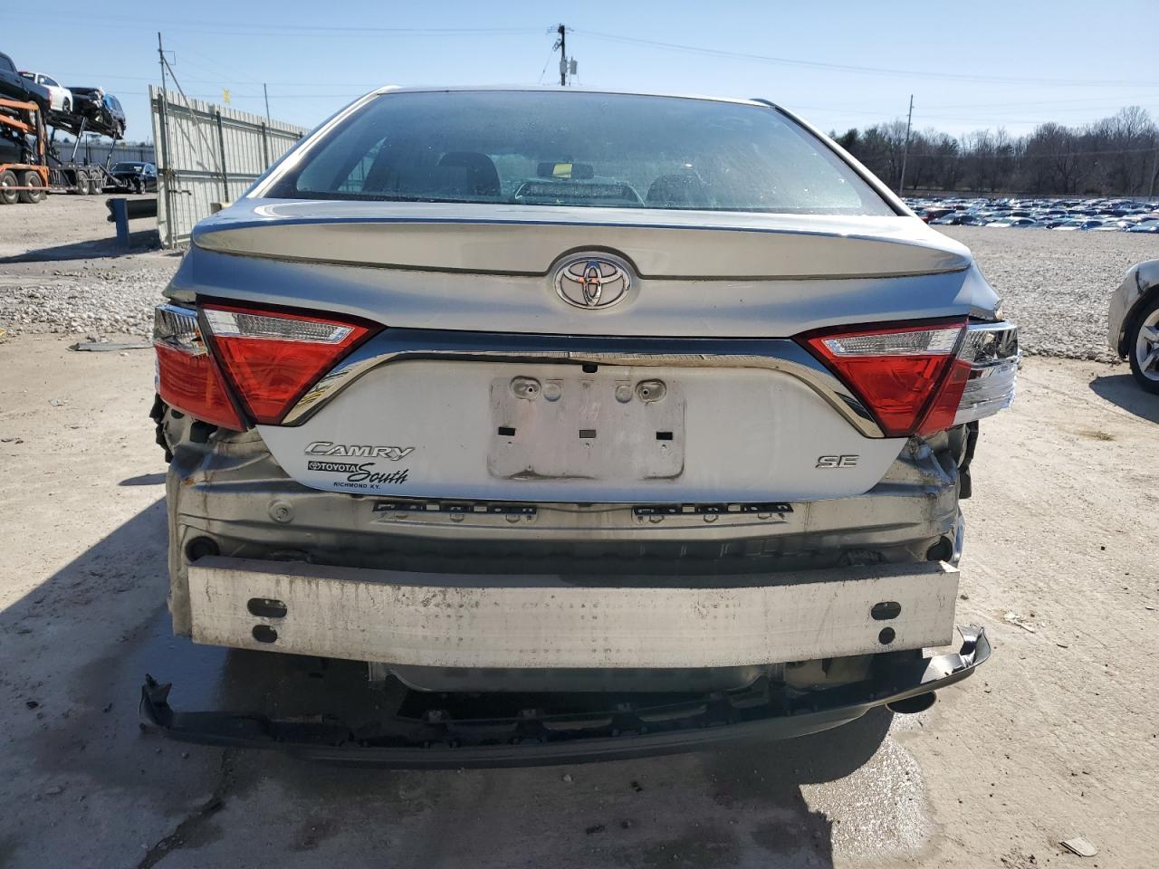 2015 TOYOTA CAMRY LE - Фото 6