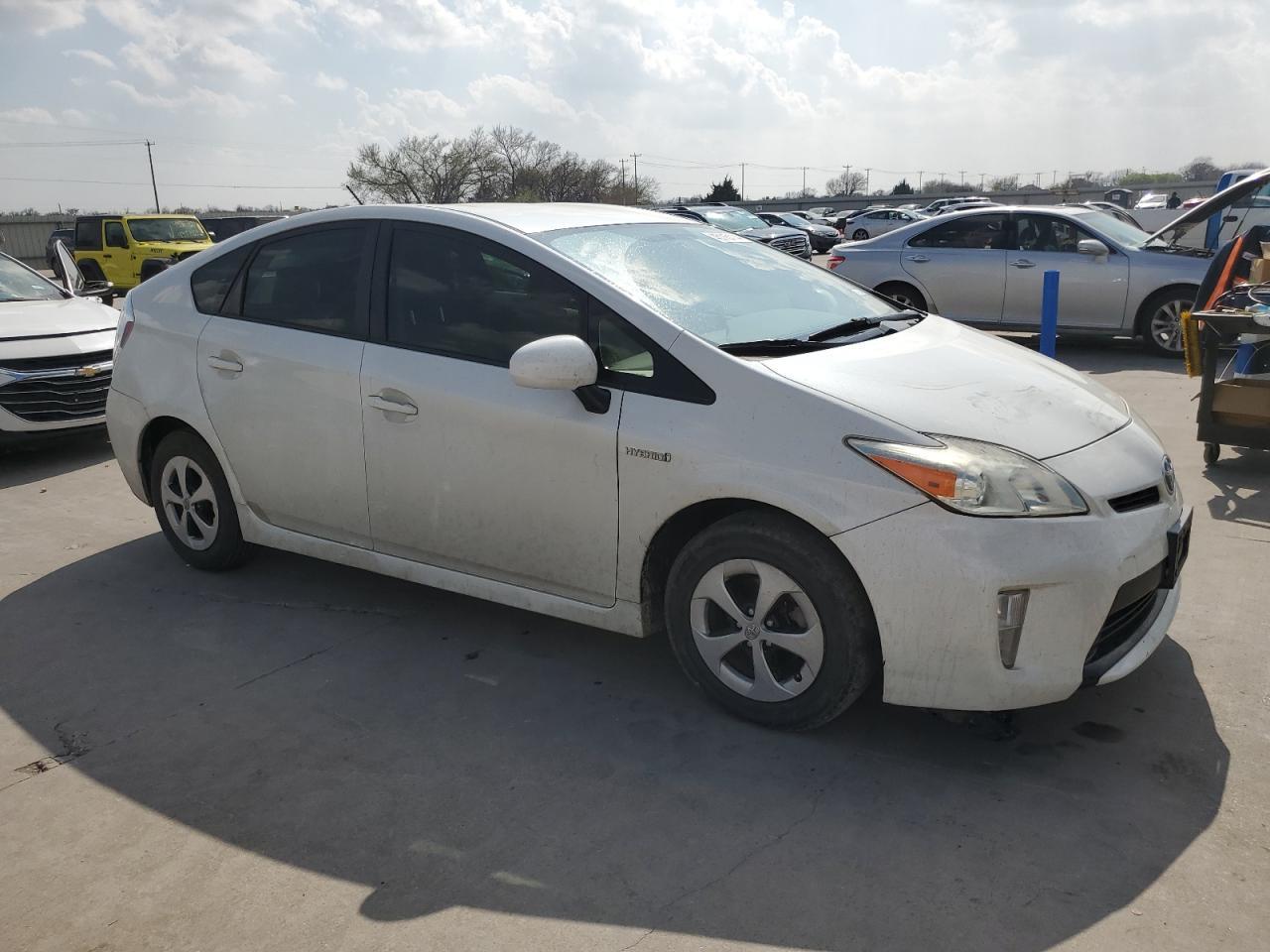 2015 TOYOTA PRIUS - Фото 4