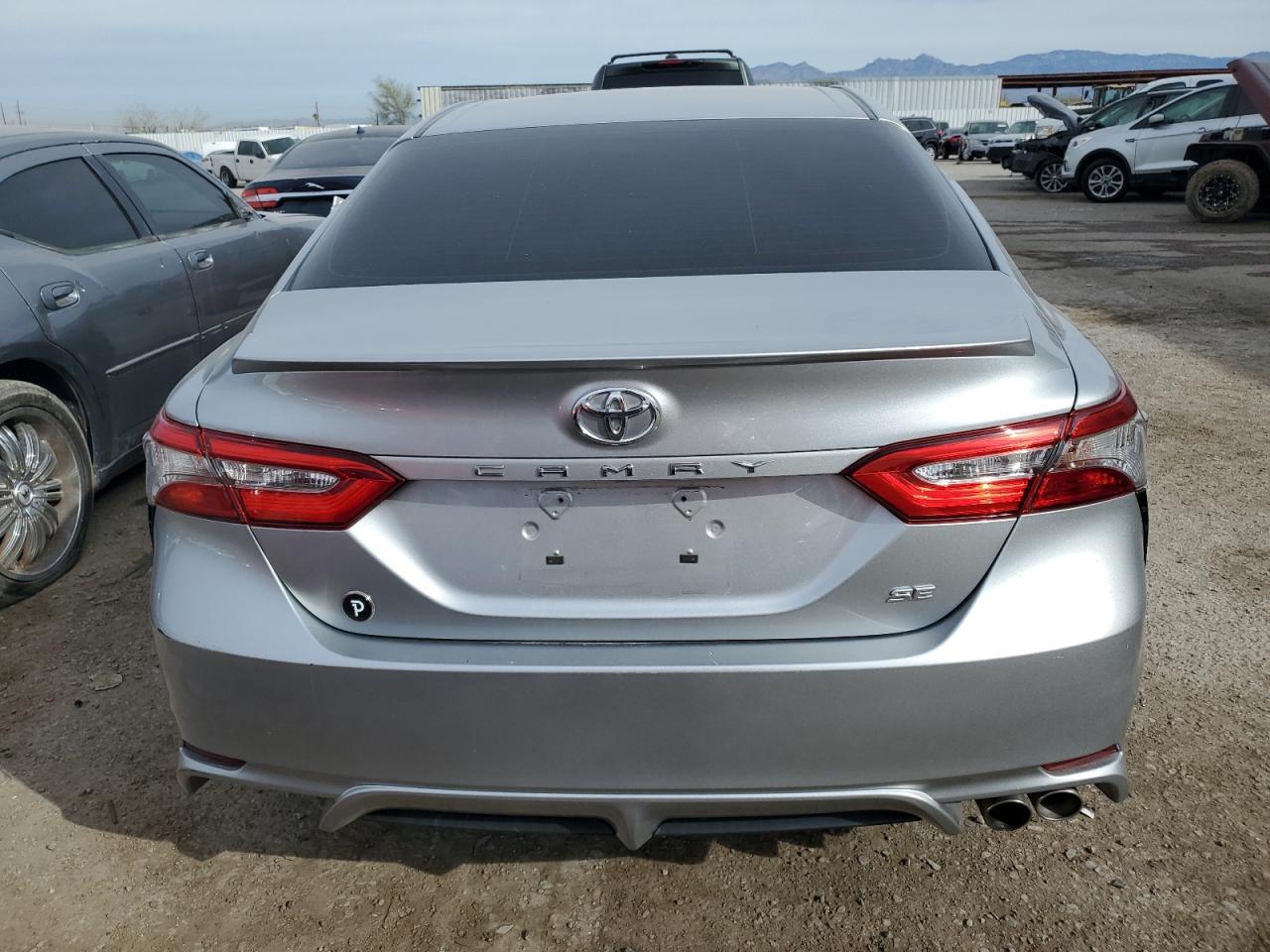 2018 TOYOTA CAMRY L - Фото 6