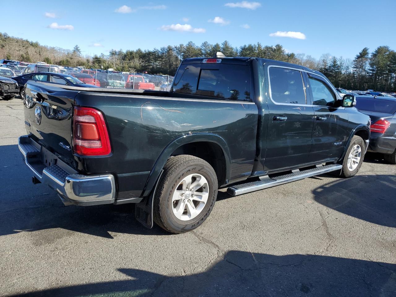 2019 RAM 1500 LARAM - Фото 3