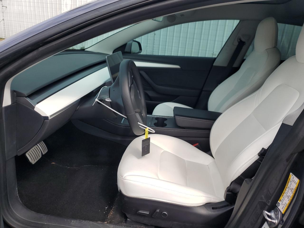 2022 TESLA MODEL 3 - Image 7