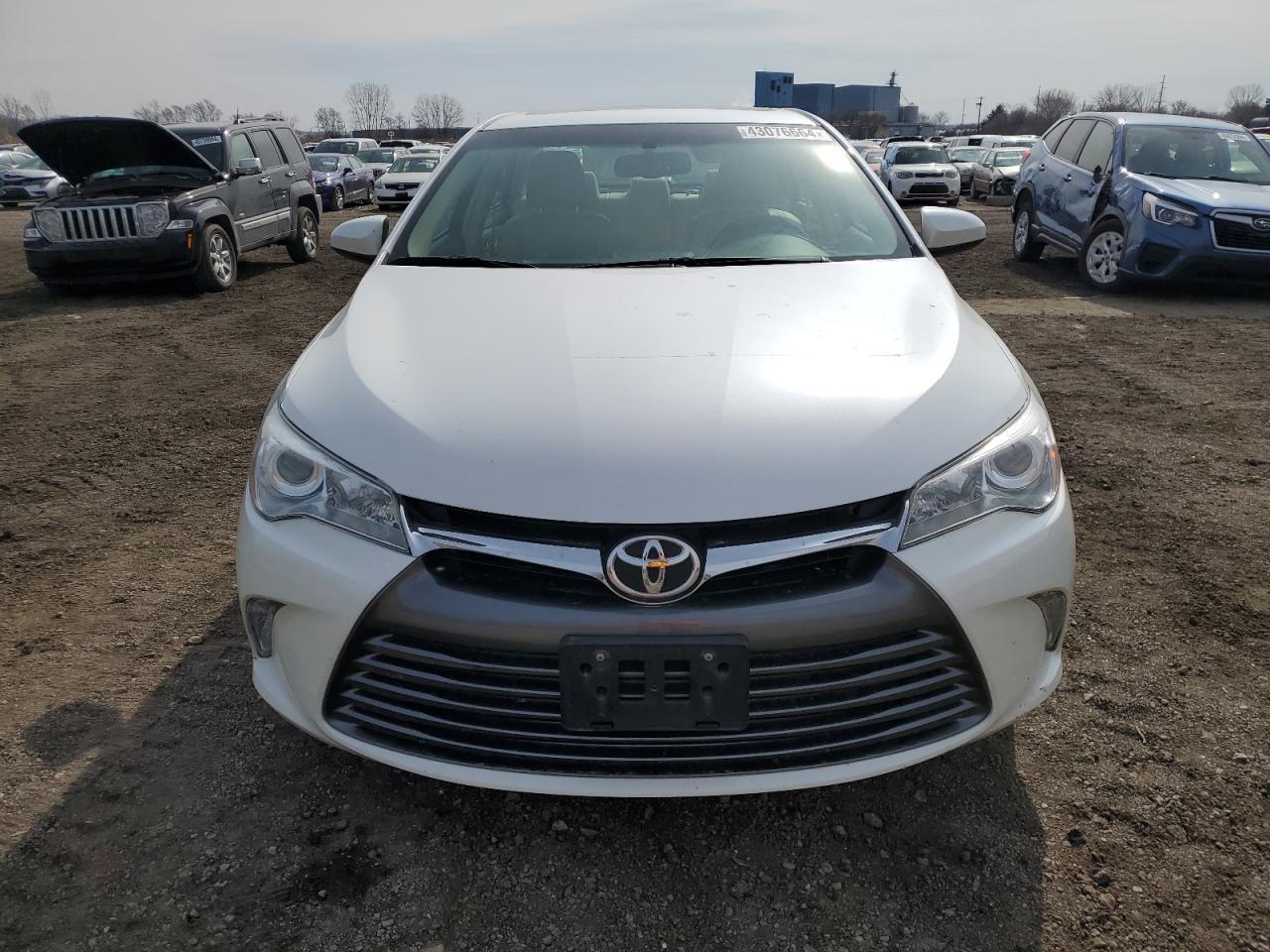 2015 TOYOTA CAMRY LE - Image 5