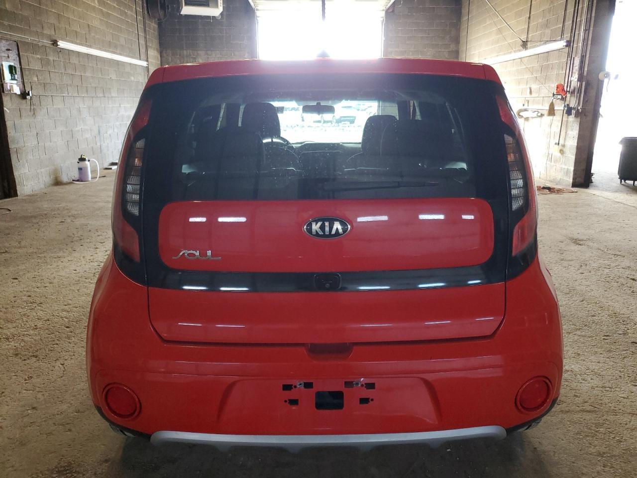 2019 KIA SOUL + - Image 6