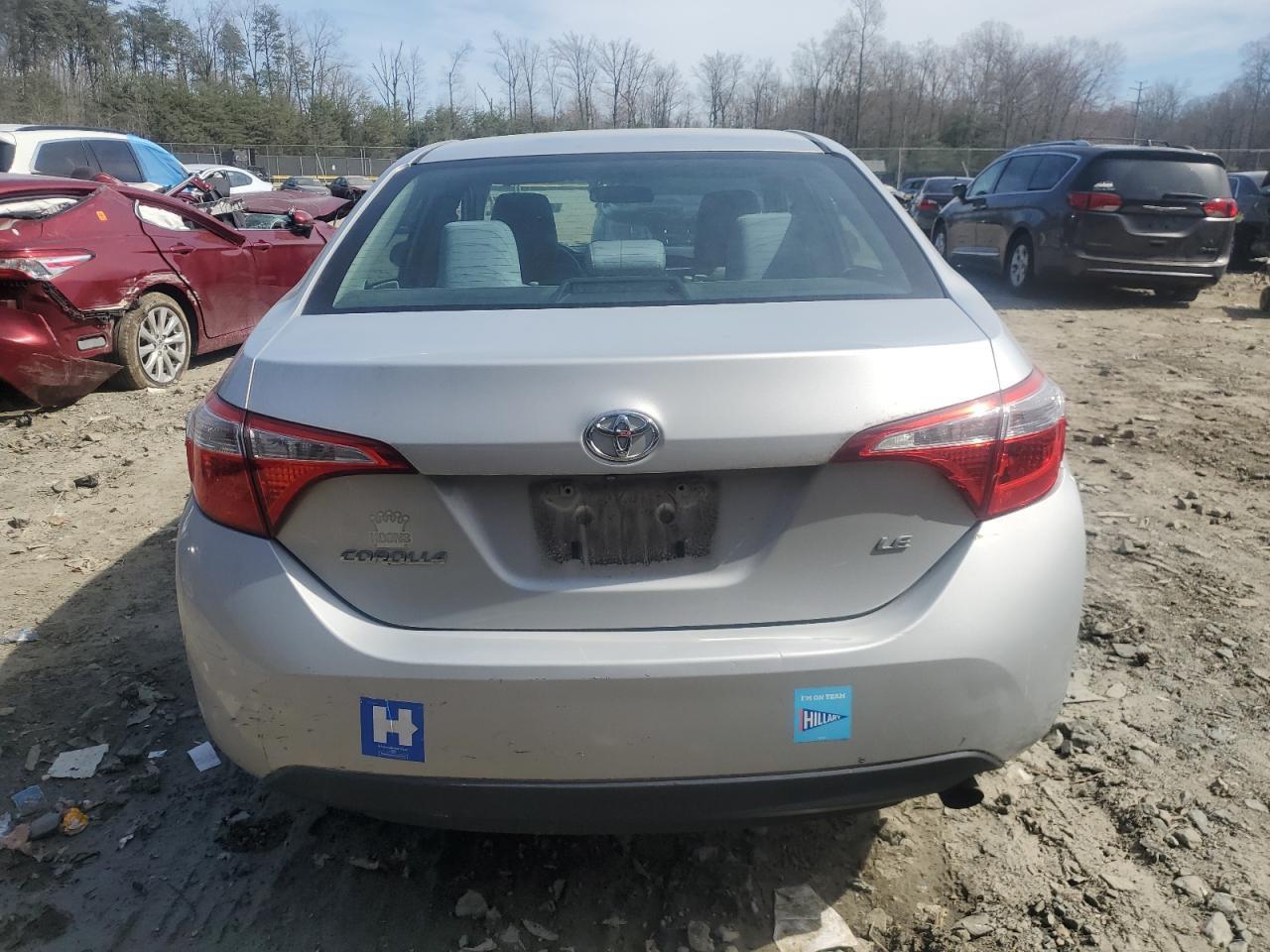 2014 TOYOTA COROLLA L - Image 6