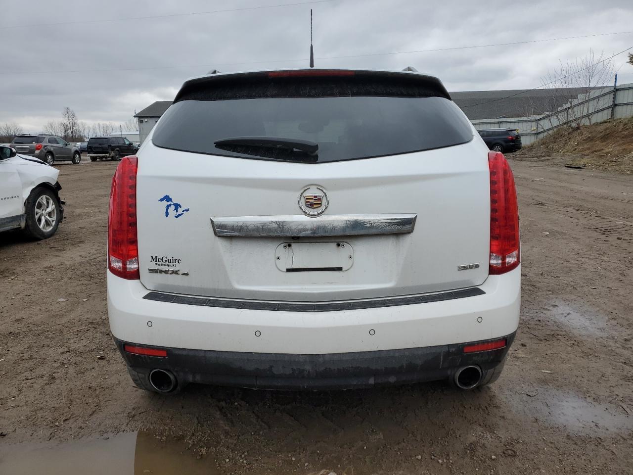 2013 CADILLAC SRX LUXURY - Image 6