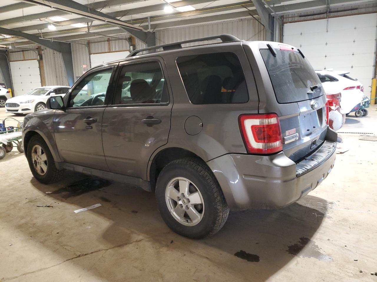 2012 FORD ESCAPE XLT - Фото 2