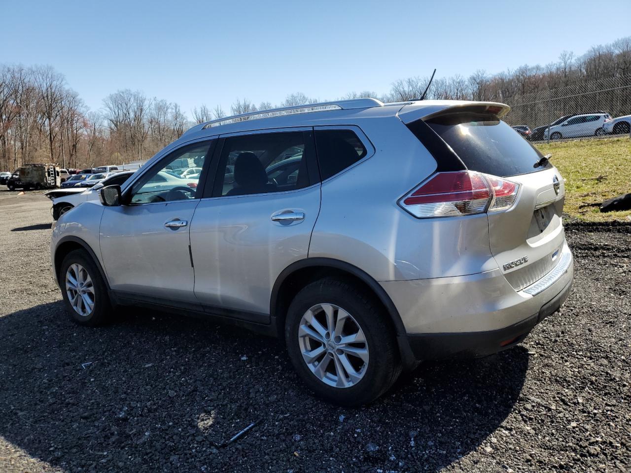2015 NISSAN ROGUE S - Image 2
