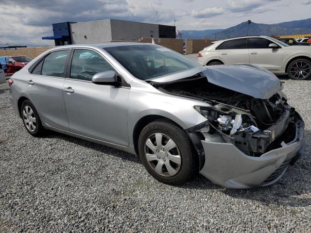 2015 Toyota Camry Le - Фото 4