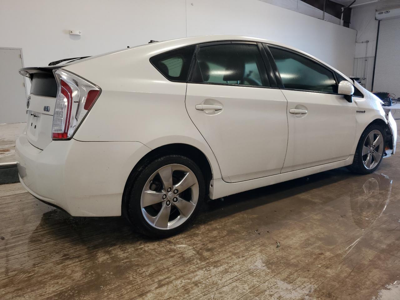 2013 TOYOTA PRIUS - Image 3