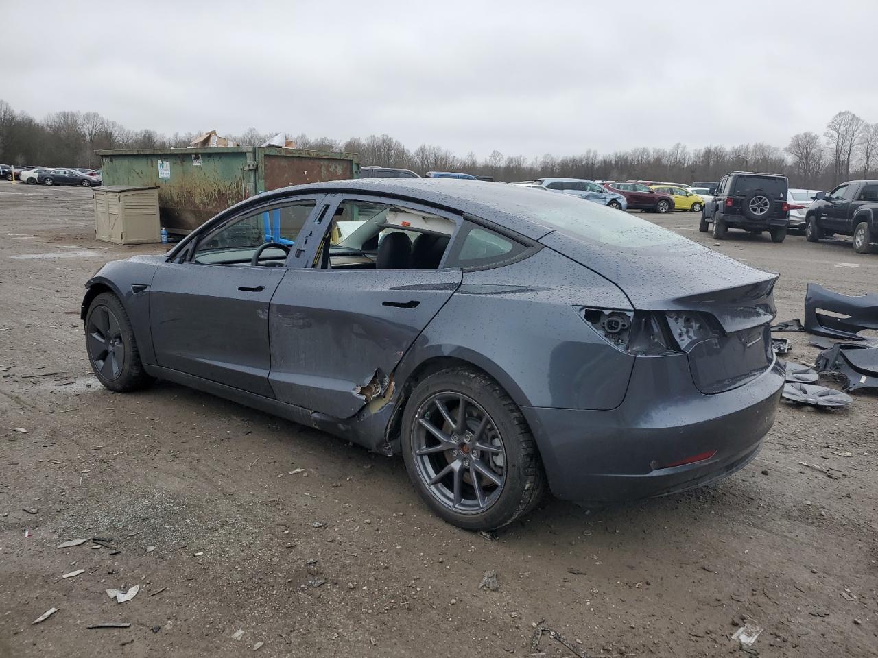 2022 TESLA MODEL 3 - Image 2