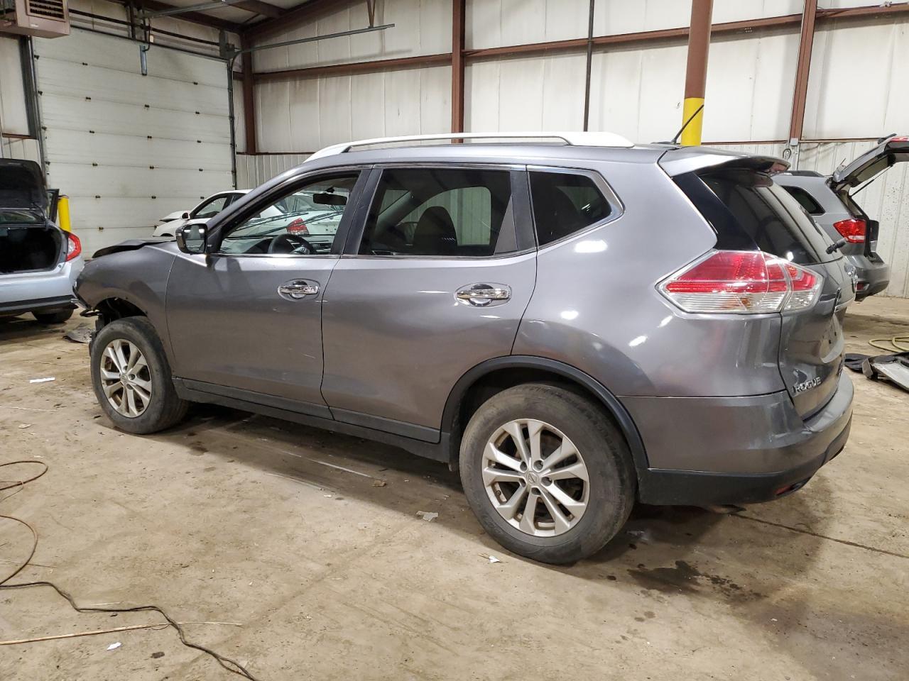 2016 NISSAN ROGUE S - Фото 2